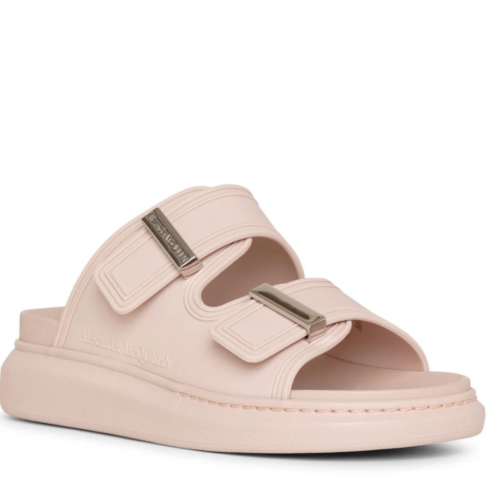 Alexander McQueen Women's Hybrid Slide in Tea Rose